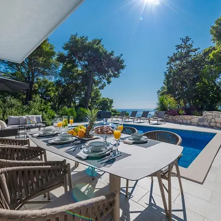 Seraphina Villa
